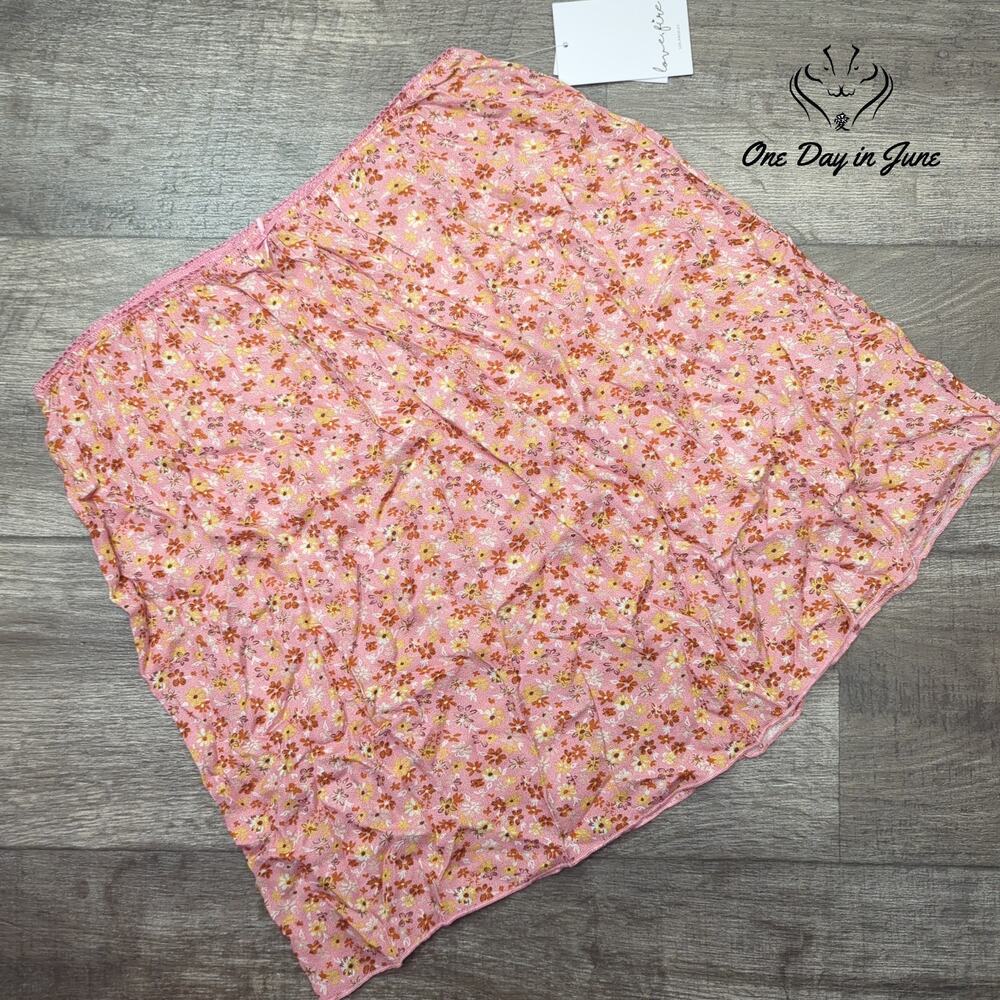 Love Fire Ditsy Floral Slip Mini Skirt Pink Pull On NWT Size XL